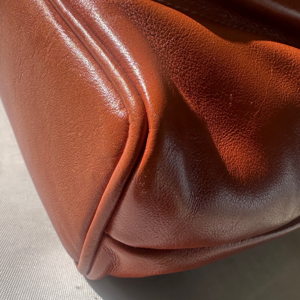GUCCI | Vintage 1990s Bamboo Leather Backpack | Brown | Small/Medium w/ Dust Bag - Picture 7 of 16